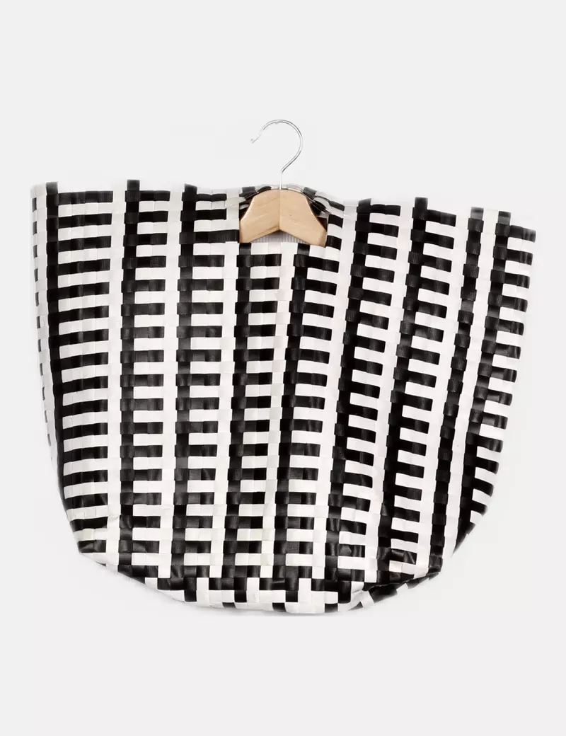 Adolfo Dominguez Bolso bicolor rafia