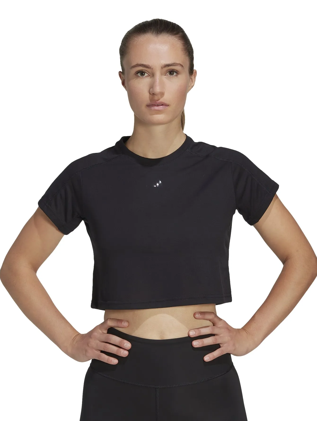 Crop Top Adidas Essentials Para Mujer