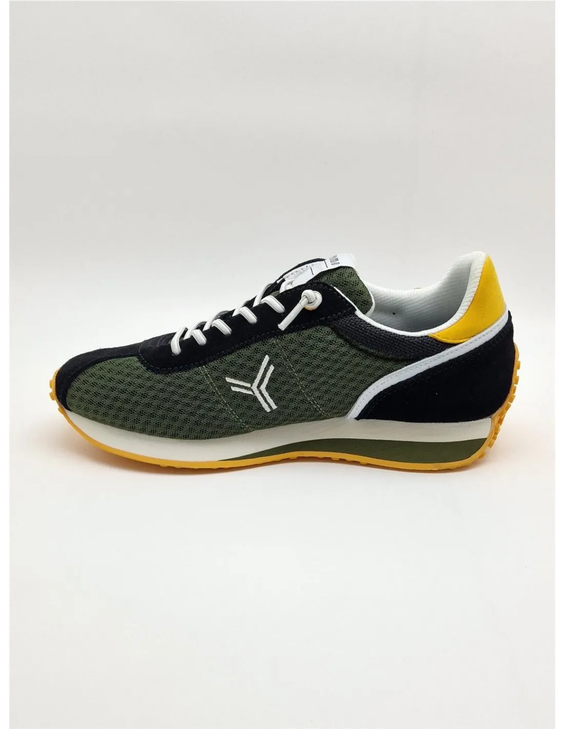 Deportivo de hombre Yumas en caqui 52021