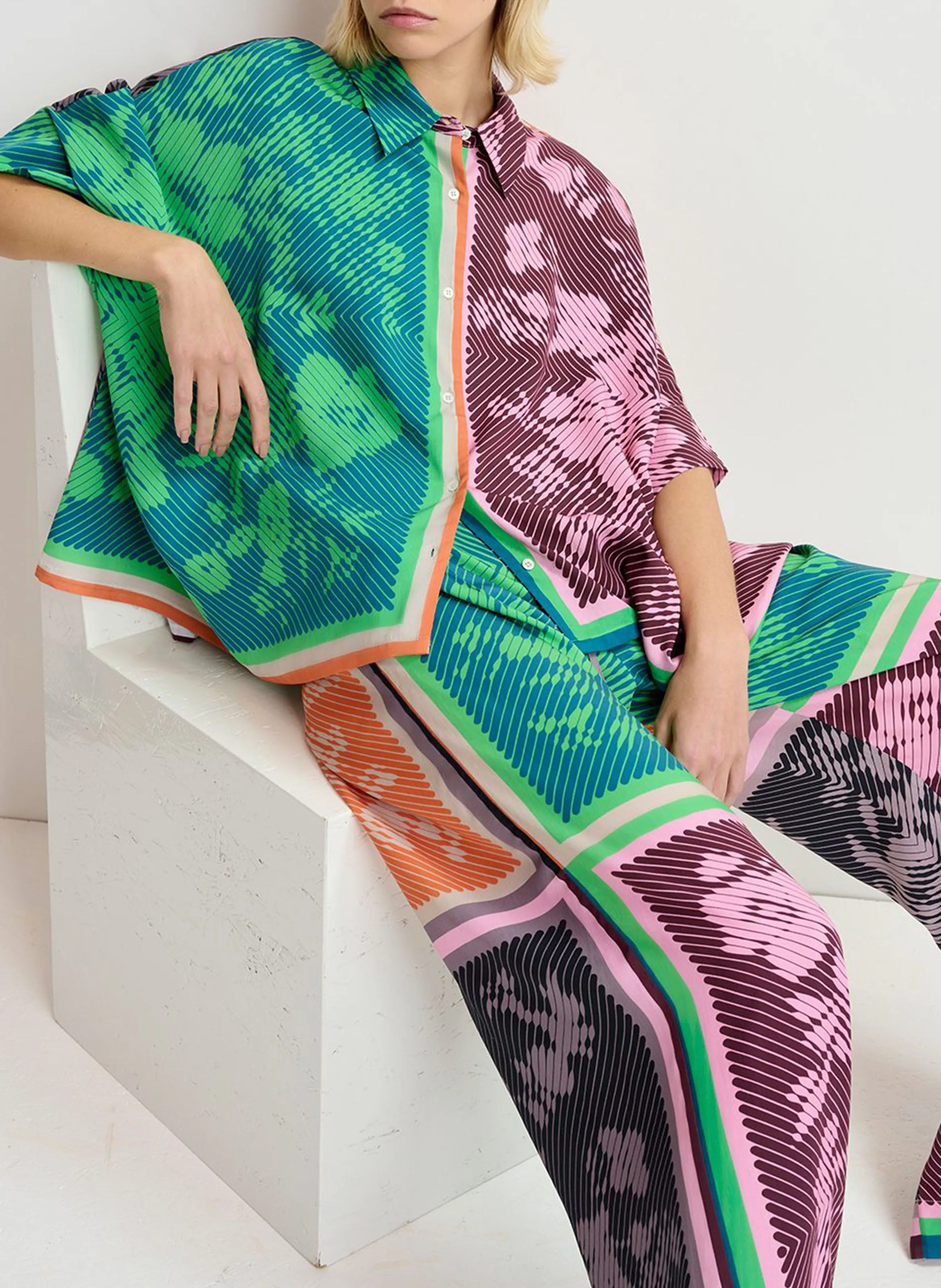 GRETEL  PANTALóN ANCHO ESTAMPADO EN MULTICOLOR