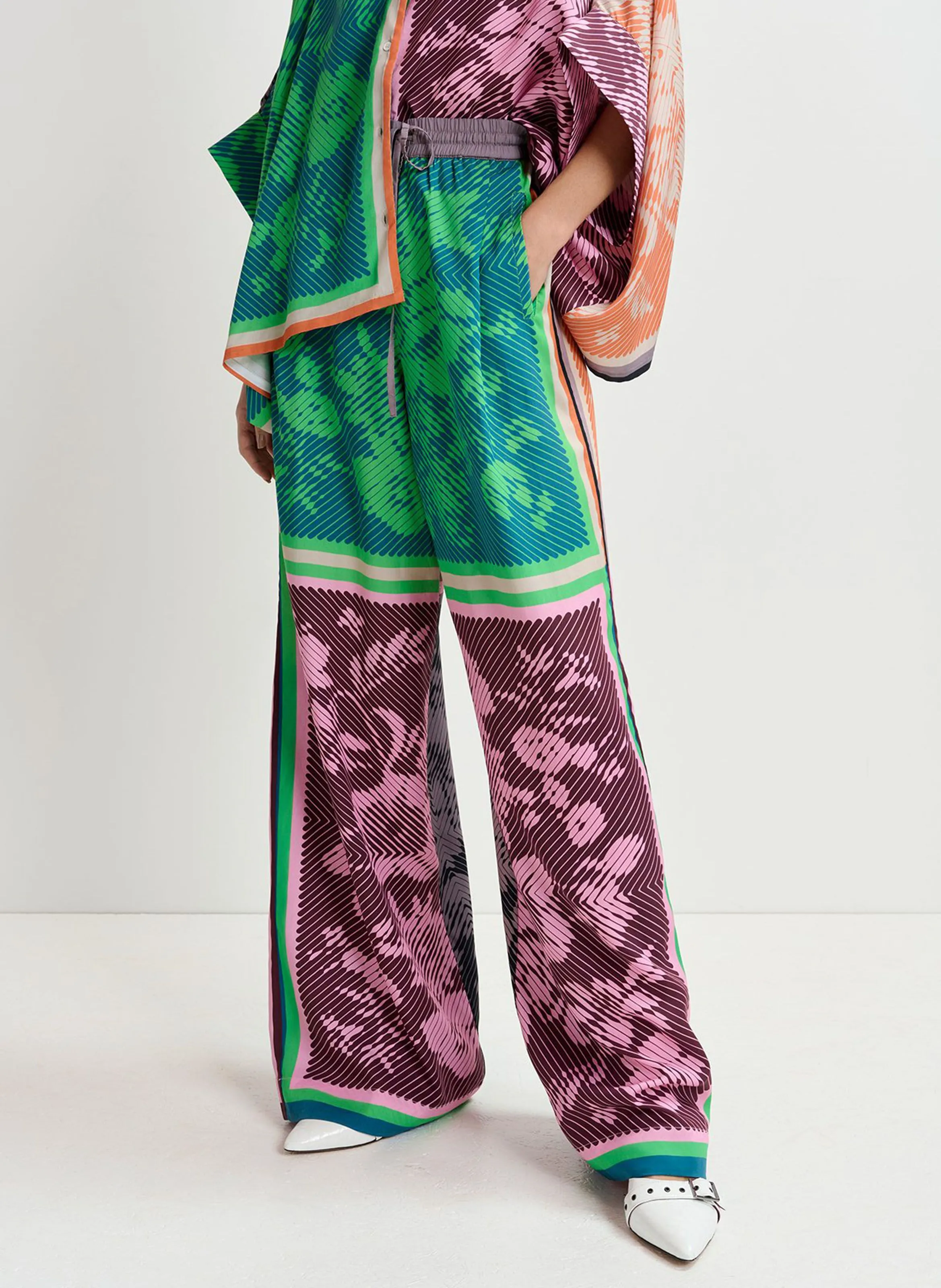 GRETEL  PANTALóN ANCHO ESTAMPADO EN MULTICOLOR