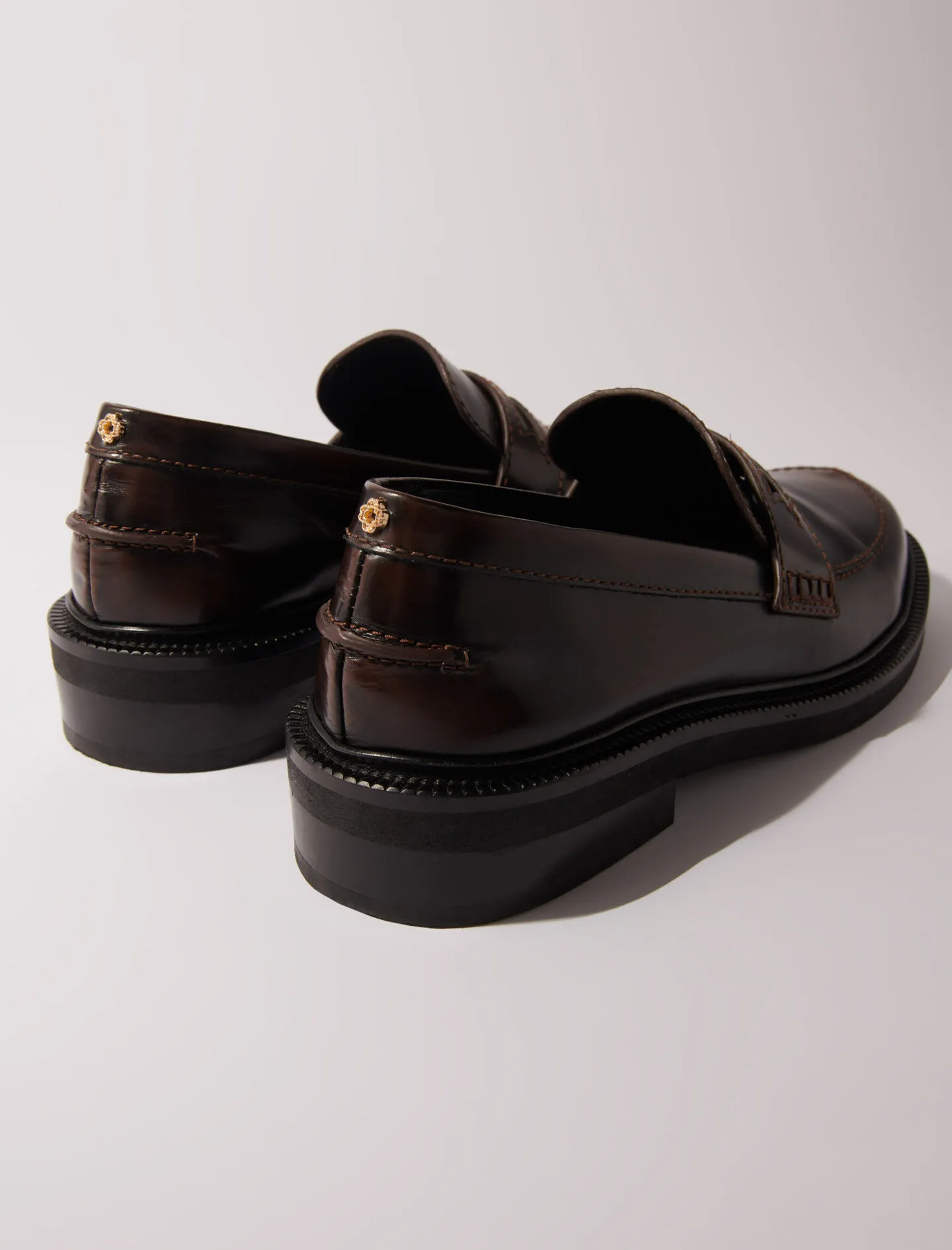 Mocasines de cuero cepillado