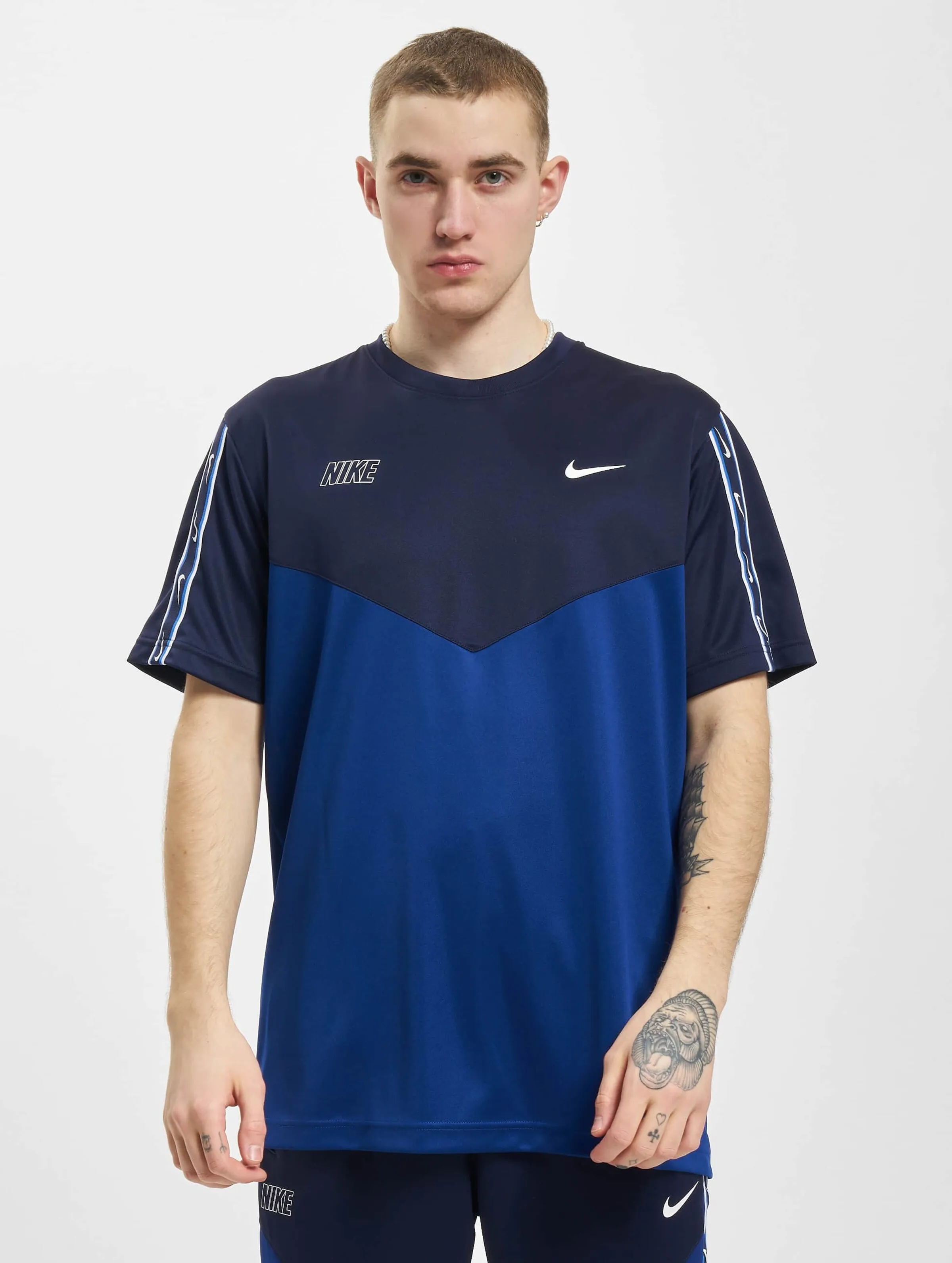 NIKE NIKE NSW REPEAT TSHIRT BLUE/BLACKENED