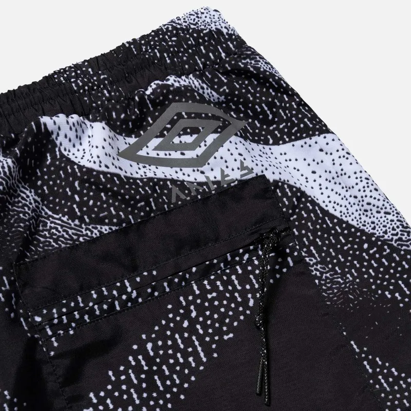 PANTALONES ARIES ARISE UMJM0566CKW X UMBRO TRAINING PANT