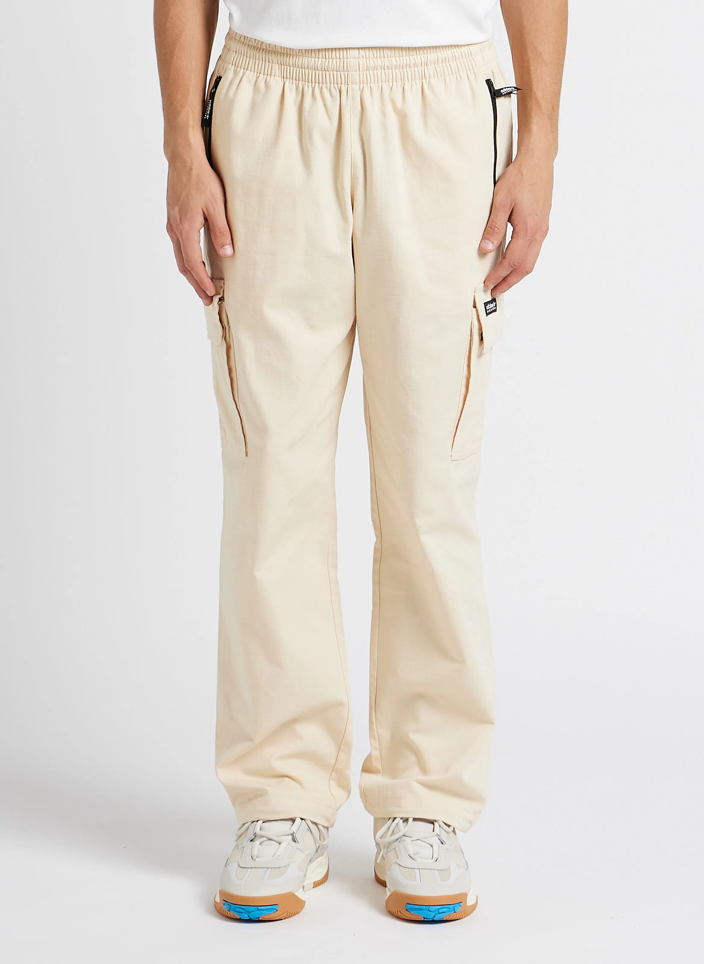 Pantalón cargo holgado en beige