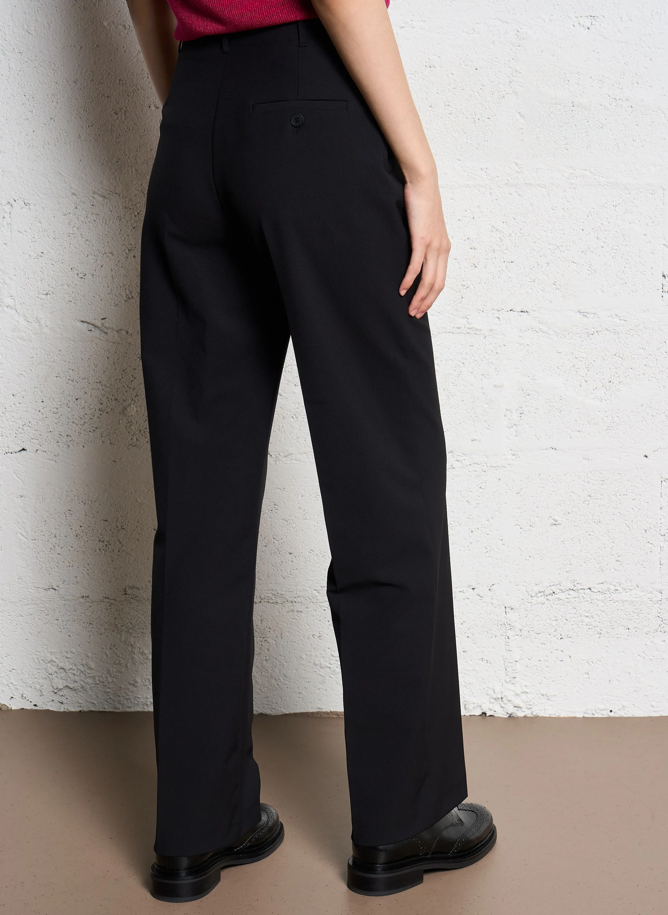 PELAGIE  PANTALóN DE PINZAS RECTO DE MEZCLA DE VISCOSA EN NEGRO