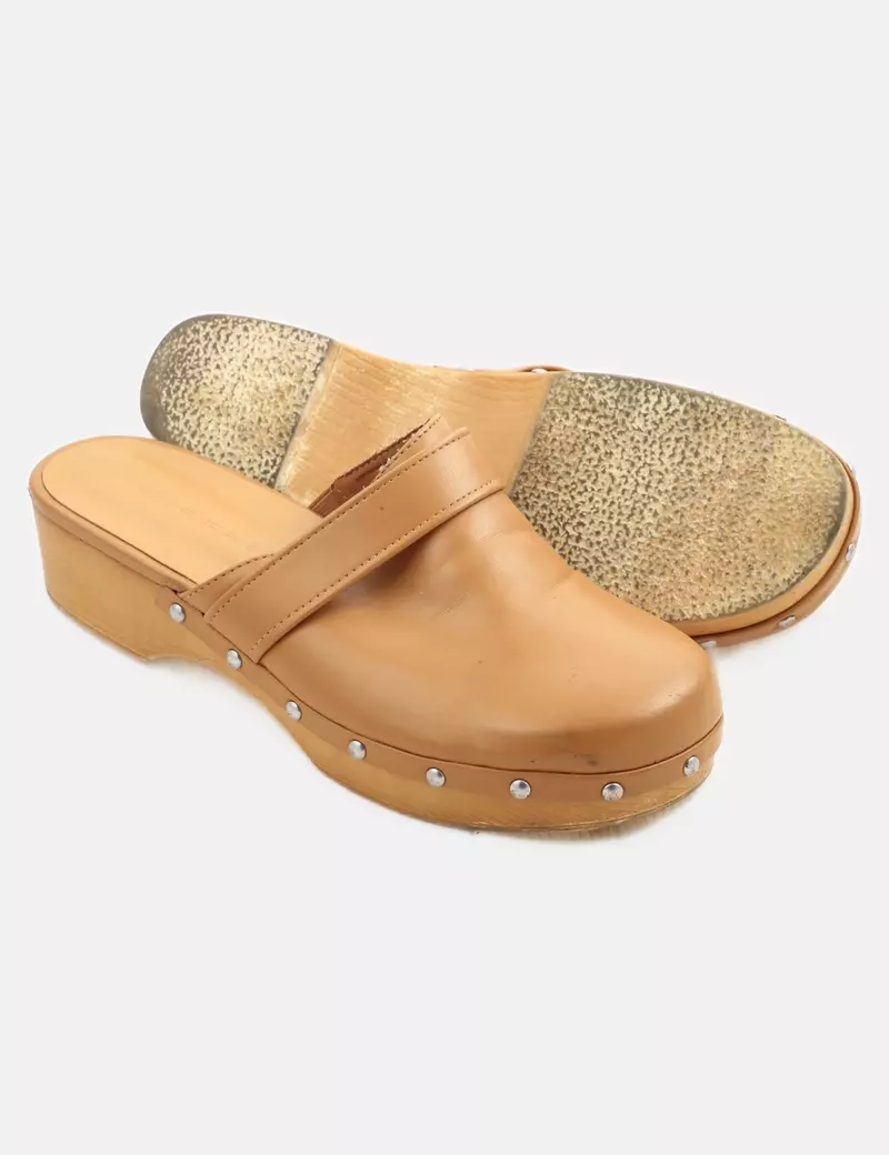 Pull&Bear Zuecos