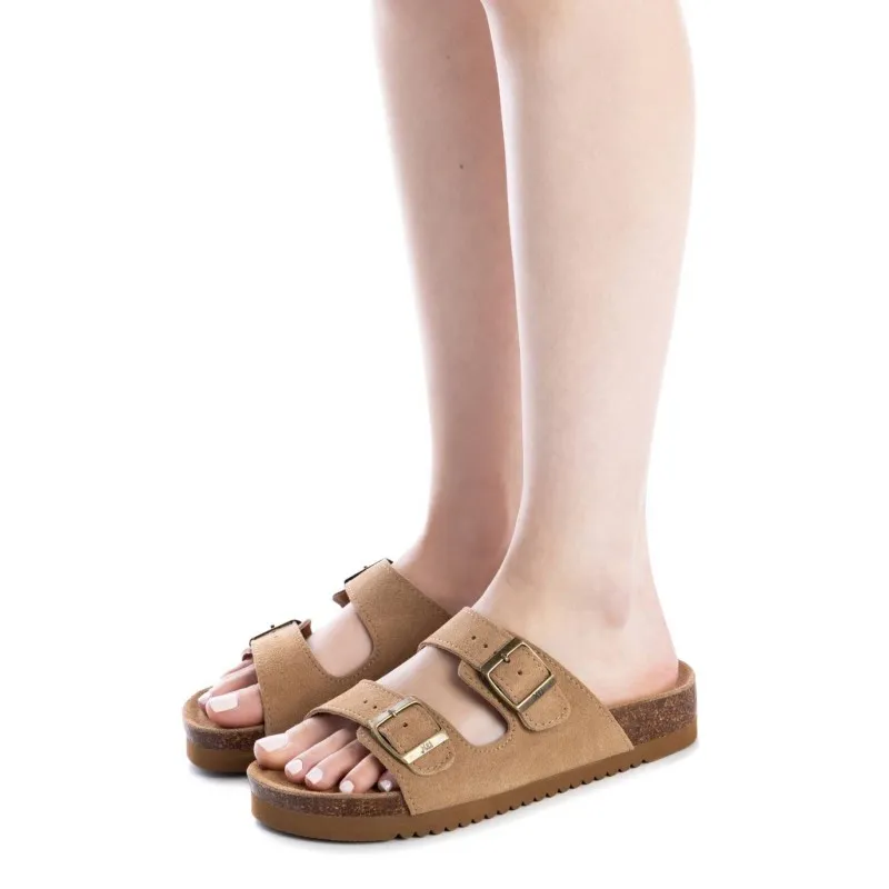 Sandalia de mujer XTI 142552 Camel