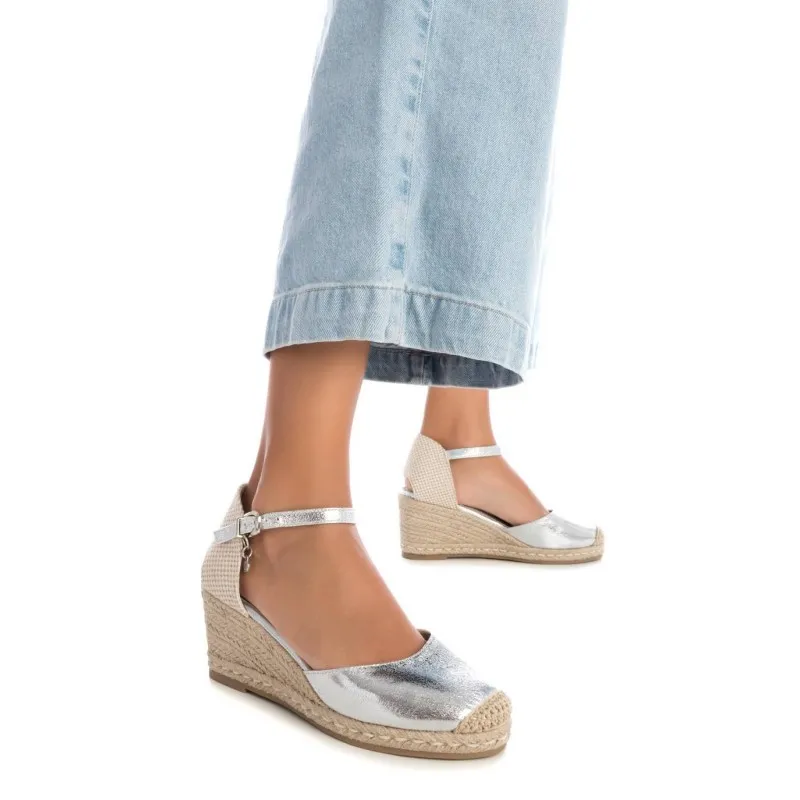 Zapato de mujer XTI 142334 Plata
